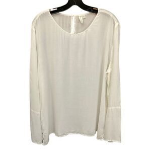 Treasure & Bond Tunic Blouse Round Neck White Ivory Button Keyhole Back Large